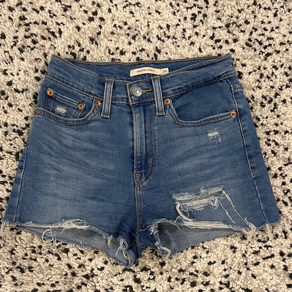 Levi's High Rise Shorts